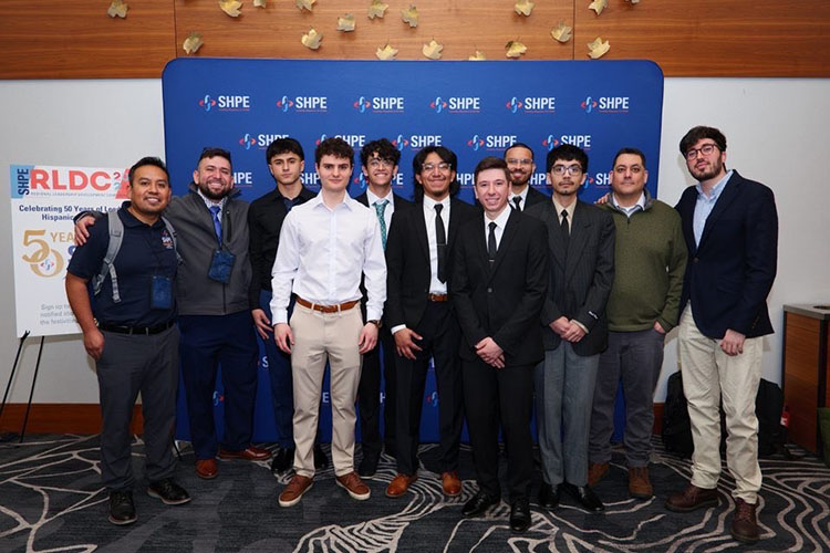 Photo taken of PNW students at a Hispanic Professional Engineers Regional Leadership Development Conference.